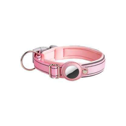 D&M Paw tracker collar, close detail